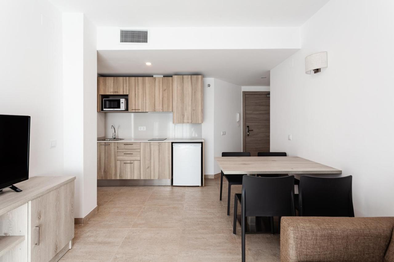 Apartamentos Blanco Y Negro - Recien Reformado Lloret de Mar Eksteriør bilde